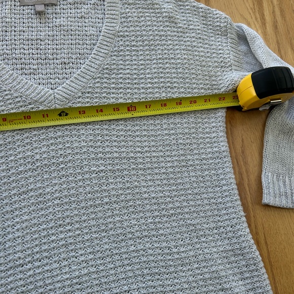 Banana Republic Women's Large Linen Blend V-Neck Knit Sweater Silver Tunic - Picture 7 of 9